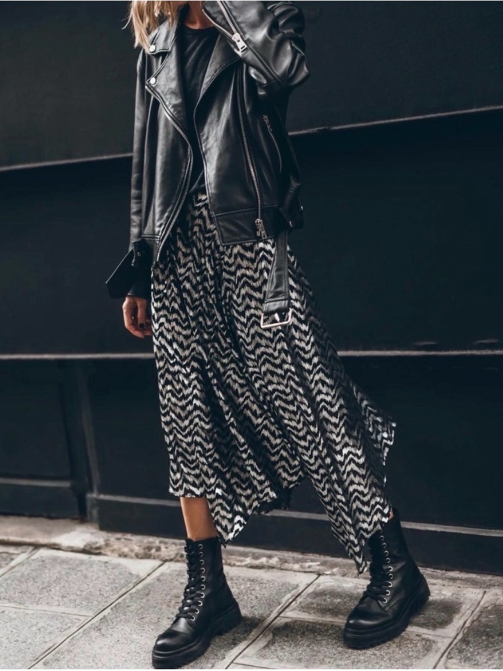 Mikuta Chill Metallic Skirt